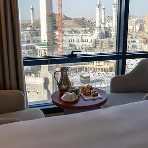 Al Safwah First Tower 1 Hotel